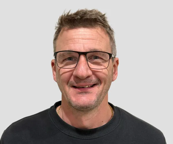 <img alt="" src="https://arkadprofiler.se/media/pages/kontakt/7dacf3998c-1761047474/geza-kali-gemla-industrier-2.jpg">